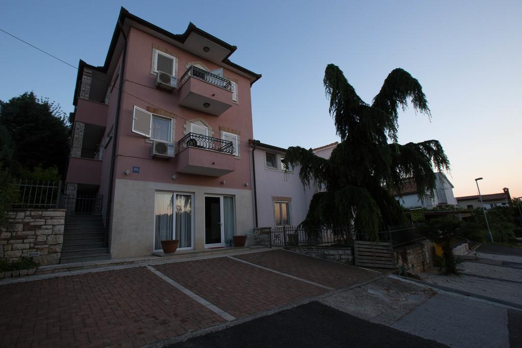 Villa Lugano 罗维尼 外观 照片