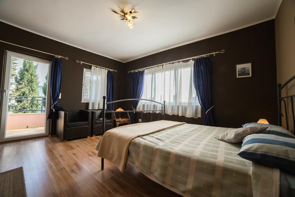 Villa Lugano 罗维尼 外观 照片