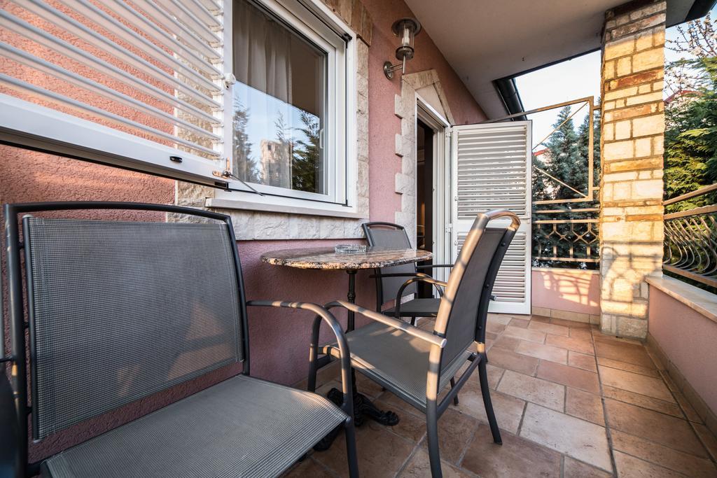 Villa Lugano 罗维尼 外观 照片