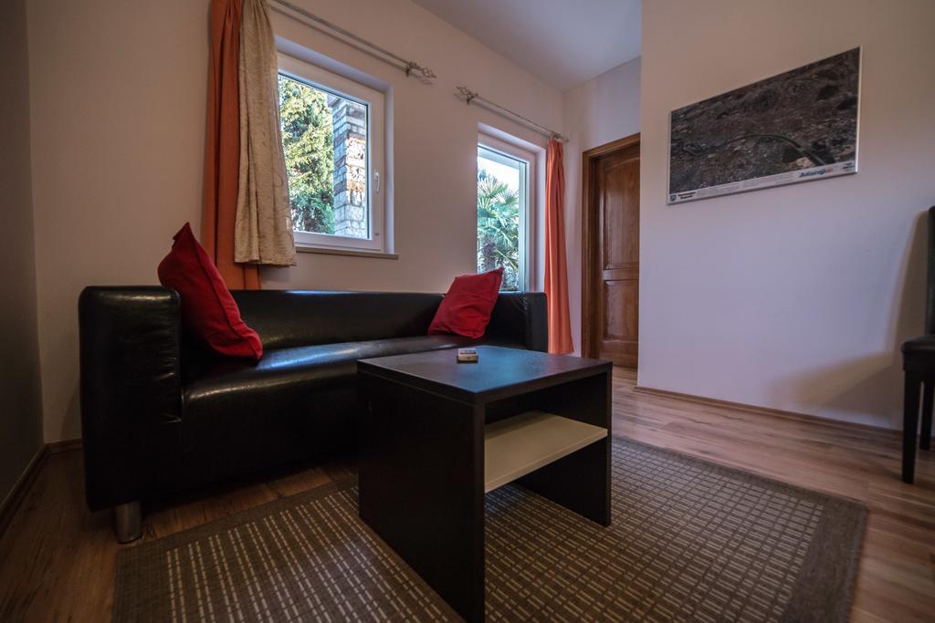 Villa Lugano 罗维尼 外观 照片